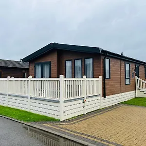https://eastgate-lodge-with-hot-tub.yorkshirehotels.net